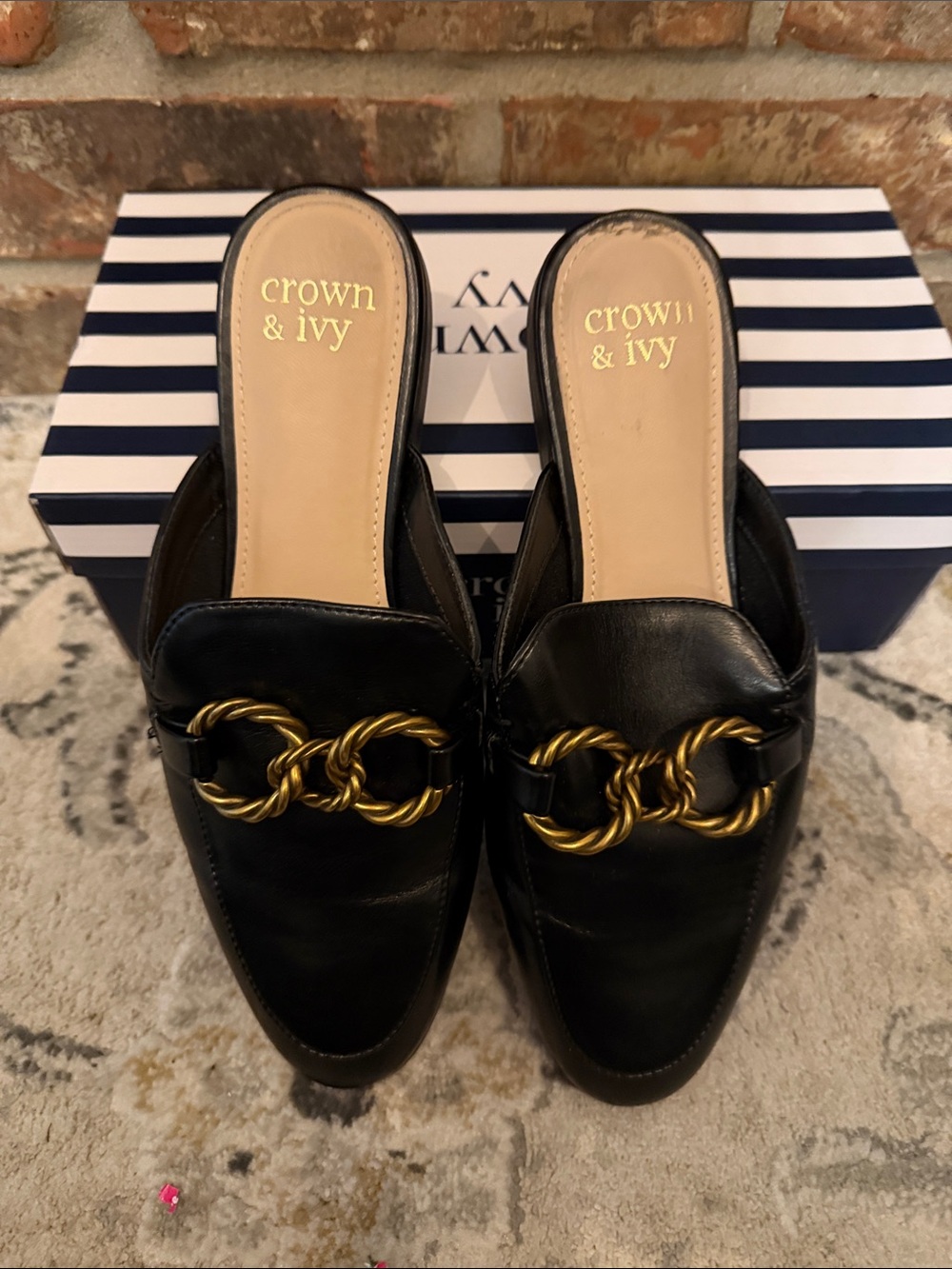 Crown & Ivy Cassy Black Gold Chain Mule Loafers Women’s 8 New in Box